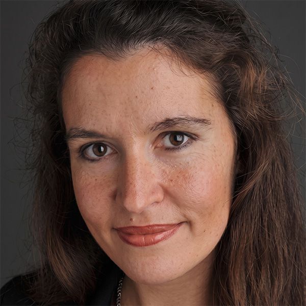 En reconocimiento a sus aportes, la Fundación Konex otorgó el Diploma al Mérito en Ciencias Antropológicas a nuestra Académica Correspondiente Dra. María Constanza Ceruti